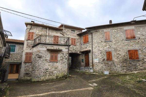 Argigliano-Localita'-Casola-Lunigiana5