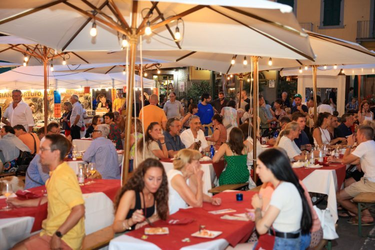 Bagnone-Divino-Eventi-Tradizioni-Bagnone-Lunigiana14