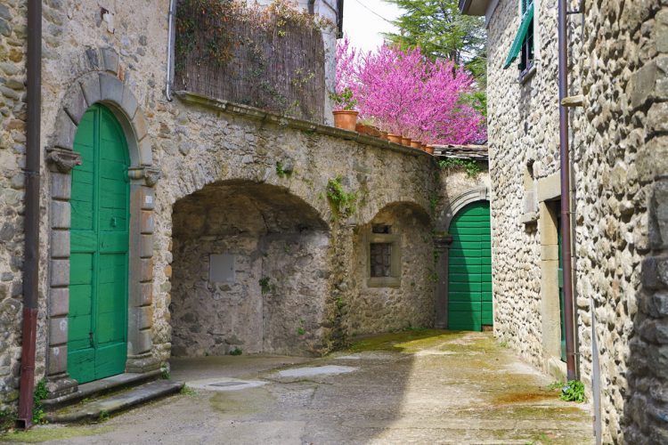 Borgo-di-Ponticello-Comune-Filattiera-Località-Lunigiana-World_1