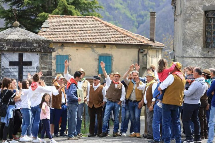 CantaMaggio-delle-Valli-di-Rossano-Eventi-Tradizioni-Zeri-Lunigiana2