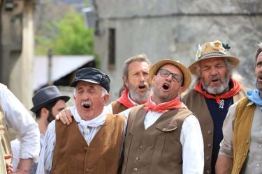 CantaMaggio-delle-Valli-di-Rossano-Eventi-Tradizioni-Zeri-Lunigiana3