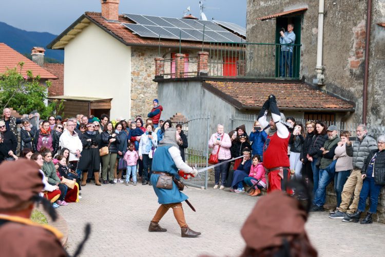 Capodanno-Toscano-Eventi-Tradizioni-Corneda-Tresana-Lunigiana25