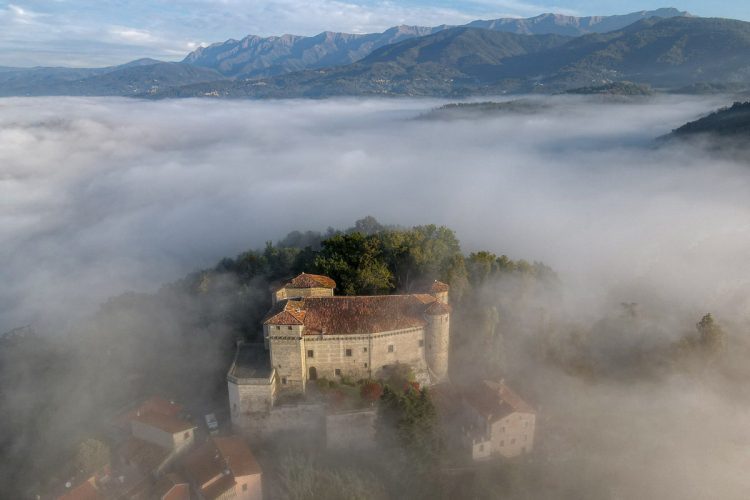 Castello-Malaspina-di-Monti-Licciana-Nardi-Cosa-Fare-Castelli-Lunigiana-World_2021_32