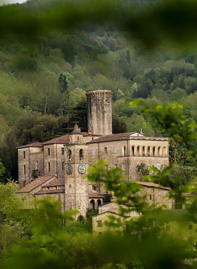 Castello-di-Bagnone-Cosa-Fare-Castelli-Lunigiana-World_2021_5