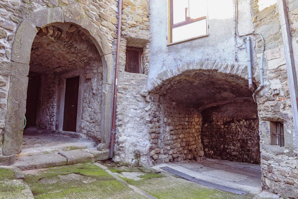 Castello-di-Comano-Localita'-Lunigiana10
