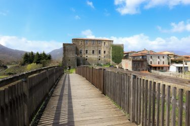Castello-di-Terrarossa-Comune-di-Licciana-Nardi-Cosa-Fare-Castelli-Lunigiana-World_2021_17