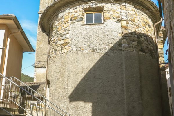 Castello-di-Zeri-Localita'-Zeri-Lunigiana9
