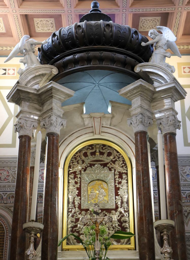 Chiesa-dei-Santi-Jacopo-e-Antonio-Chiese-Fivizzano-Lunigiana10