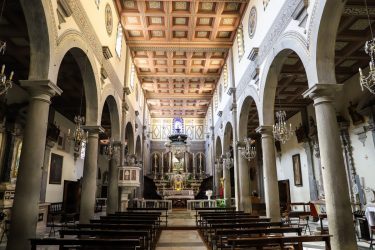 Chiesa-dei-Santi-Jacopo-e-Antonio-Chiese-Fivizzano-Lunigiana11