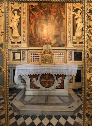 Chiesa-della-Santissima-Annunziata-Pontremoli-Cosa-Fare-Chiese-Lunigiana-World_2021_6