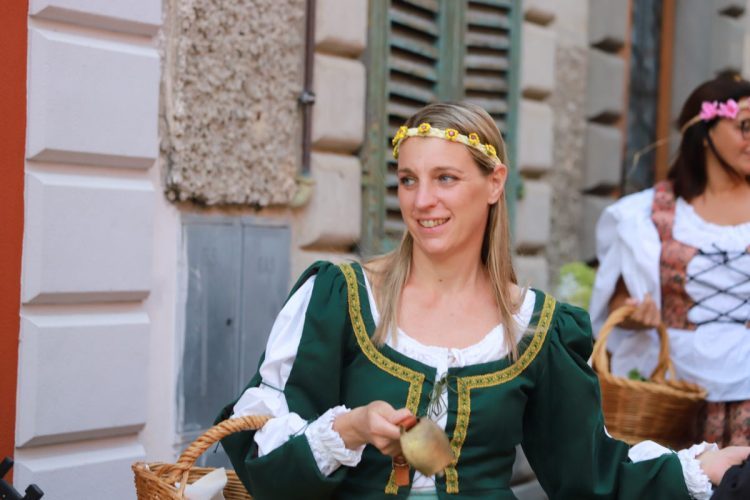 Disfida-degli-Arcieri-Eventi-Tradizioni-Fivizzano-Lunigiana10