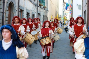 Disfida-degli-Arcieri-Eventi-Tradizioni-Fivizzano-Lunigiana15