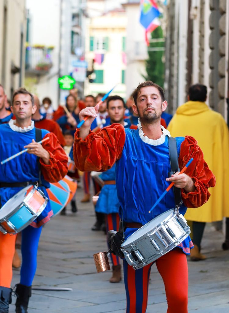 Disfida-degli-Arcieri-Eventi-Tradizioni-Fivizzano-Lunigiana8
