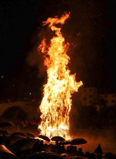 Disfida-dei-Falo'-Eventi-Pontremoli-Lunigiana4