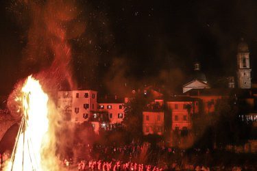Disfida-dei-Falo'-Eventi-Pontremoli-Lunigiana5