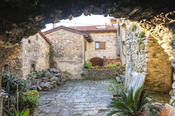 Fazzano-Localita'-Fivizzano-Lunigiana7
