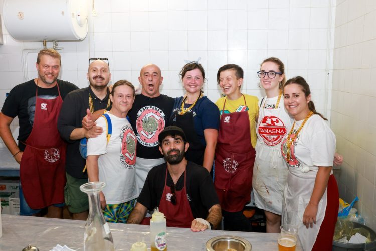 Festa-di-San-Pietro-Eventi-Tradizioni-Pontremoli-Lunigiana17