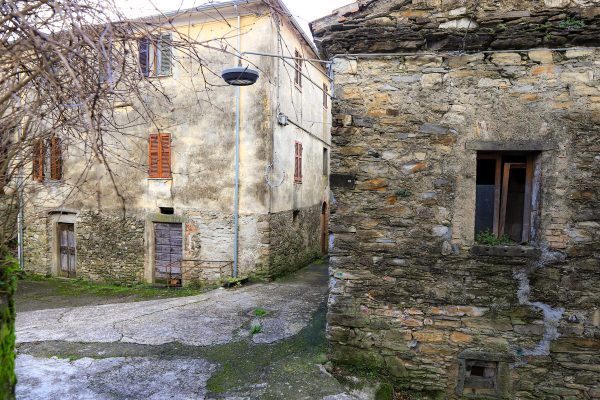 Mochignano-di-Sopra-Localita'-Lunigiana8