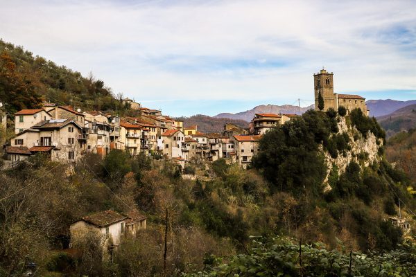 Monzone-Alto-Localita'-Fivizzano-Lunigiana1