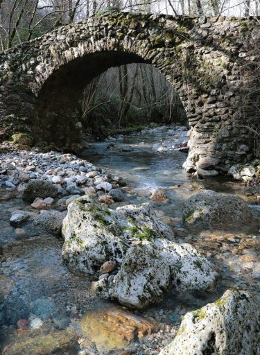 Ponte-Bocciari-Bardine-Fivizzano-Cosa-Fare-Ponti-Storici-Lunigiana-World_2021_2