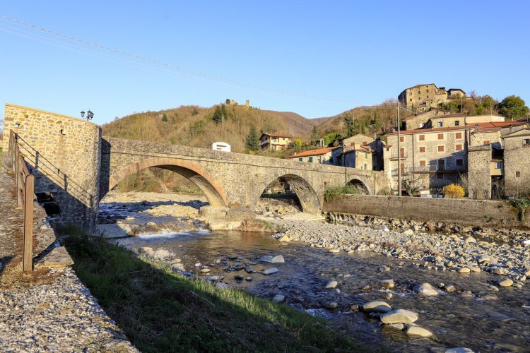 Ponte-di-Codiponte-Casola-Cosa-Fare-Ponti-Storici-Lunigiana-World_2021_7