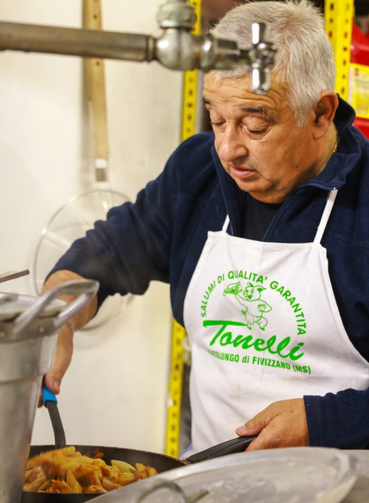Sagra-della-Cipolla-Unta-Tradizioni-Eventi-Moncigoli-Fivizzano-Lunigiana13