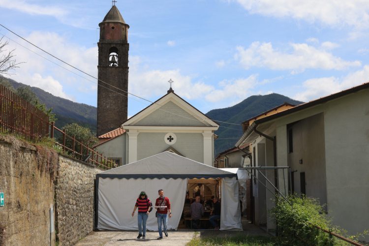 Sagra-della-Cipolla-di-Treschietto-Bagnone-Lunigiana1