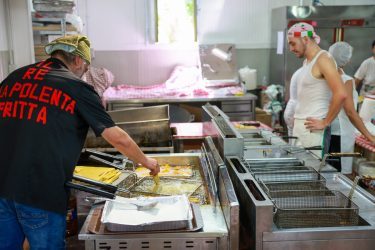 Sagra-della-polenta-fritta-di-Bardine-di-San-Terenzo-Eventi-Tradizioni-Fivizzano-Lunigiana17