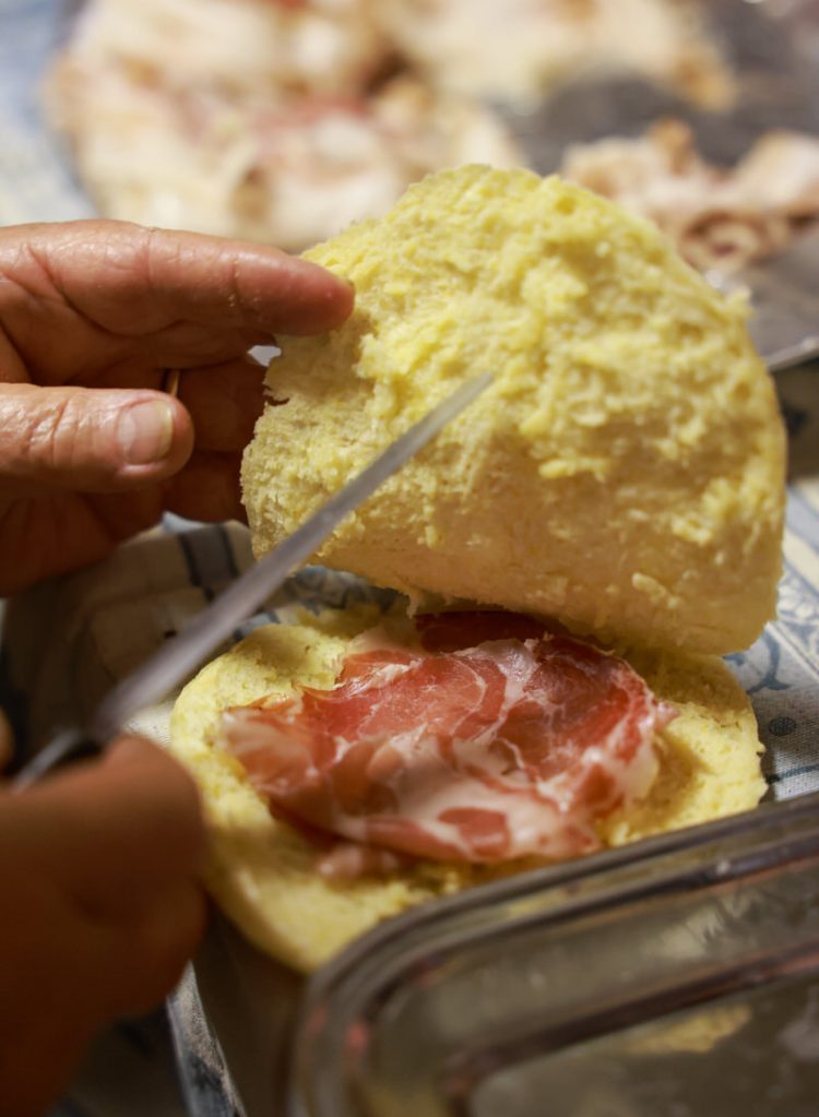 Sagra-delle-Focaccette-di-Valenza-Eventi-Tradizioni-Aulla-Lunigiana14